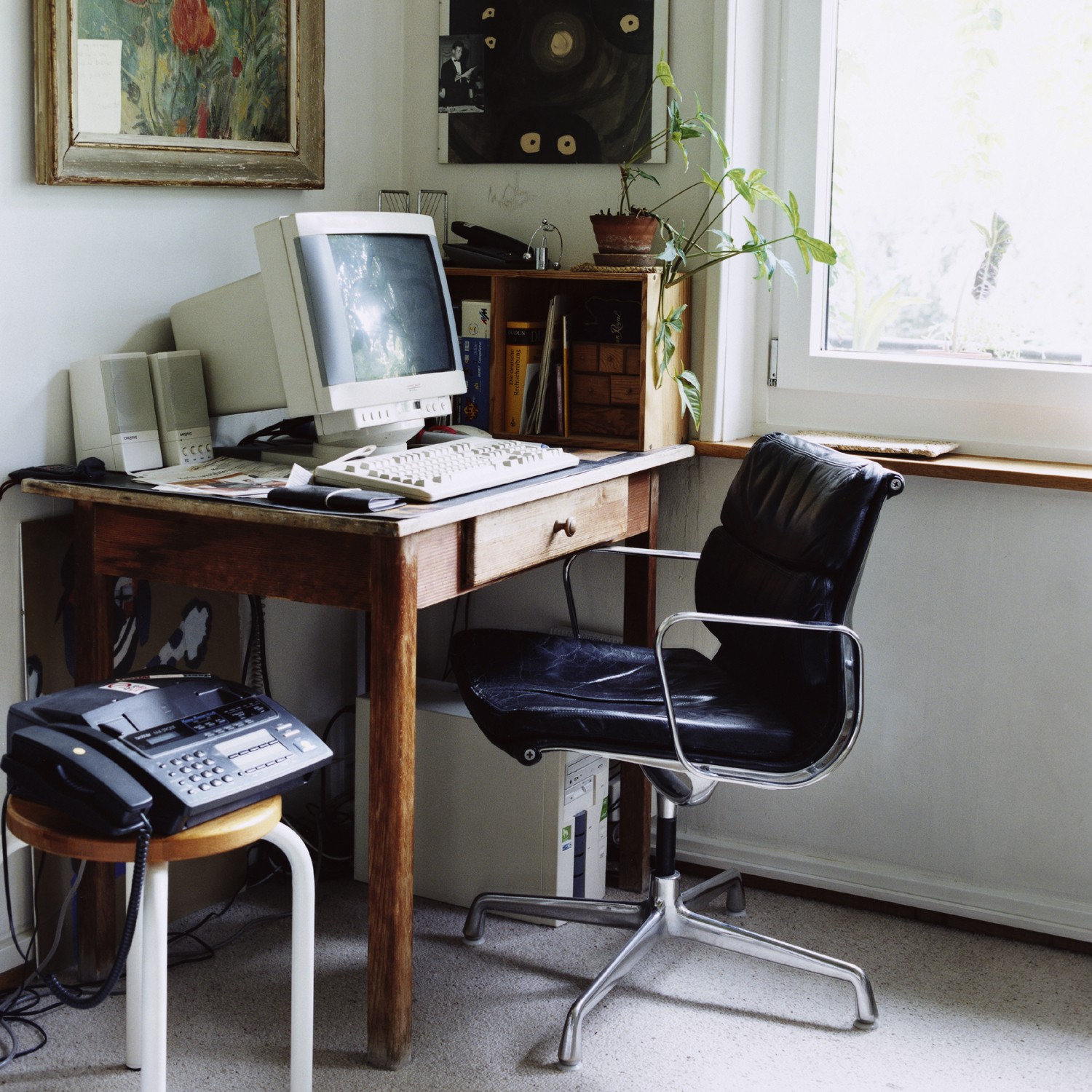 办公椅|现代真皮会议椅|办公家具|华体会体育官方在线官网家具|伊姆斯软包会议椅